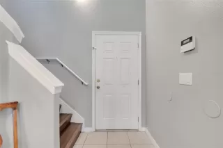 Photo #3: S5134610 Listing