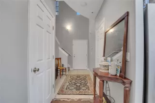 Photo #5: S5134610 Listing