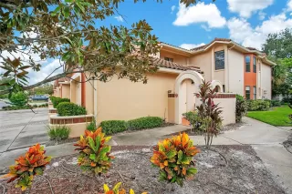 Photo #2: S5134782 Listing