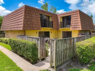 Photo #1: S5134871 Listing 