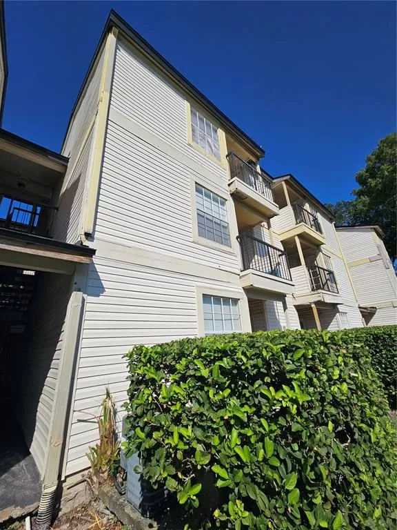 MLS: S5134899 Condo For Sale