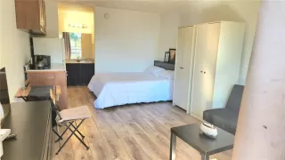 Photo #3: S5134999 Listing