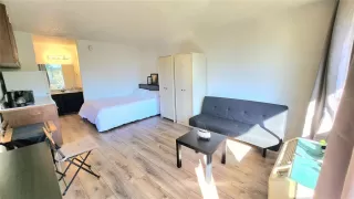 Photo #4: S5134999 Listing