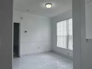 Photo #4: S5135282 Listing