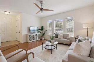 Photo #2: S5135323 Listing 