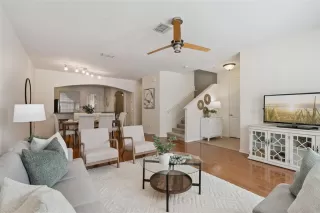 Photo #6: S5135323 Listing 