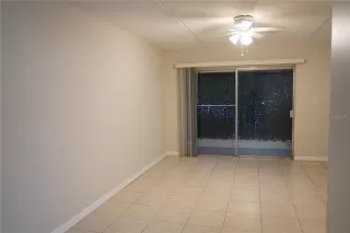 Photo #5: S5135324 Listing