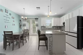 Photo #5: S5135369 Listing 