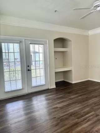 Photo #4: S5135657 Listing