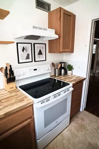 Photo #3: S5135939 Listing 