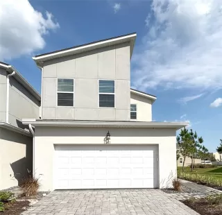 Photo #1: S5136106 Listing 