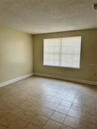 Photo #5: S5136278 Listing 