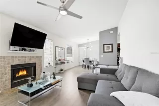 Photo #3: S5136440 Listing