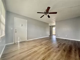 Photo #2: S5136452 Listing 