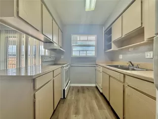 Photo #3: S5136452 Listing 