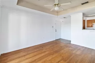 Photo #5: S5136551 Listing 