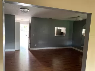 Photo #4: S5136561 Listing 