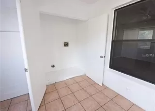 Photo #3: S5136708 Listing 