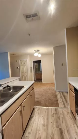 Photo #3: S5136736 Listing 