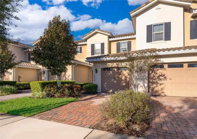 MLS: S5136877 Condo For Sale