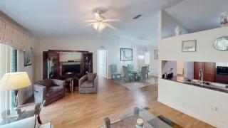 Photo #4: S5136887 Listing