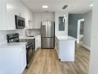 Photo #6: S5137267 Listing