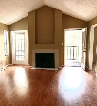 Photo #1: S5137541 Listing