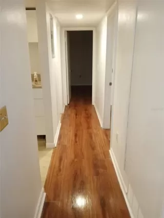 Photo #4: S5137545 Listing