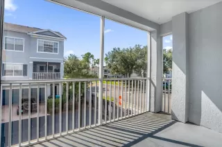 Photo #4: S5137666 Listing