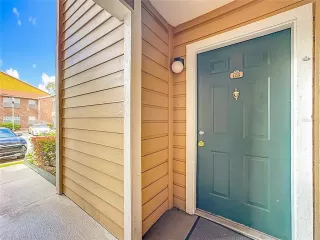 Photo #1: S5137676 Listing