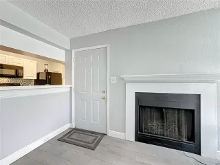 Photo #2: S5137676 Listing