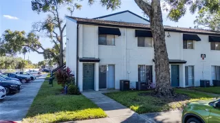 Photo #2: S5137898 Listing