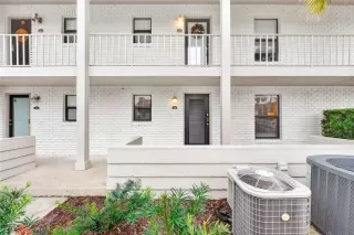 Photo #1: S5138121 Listing