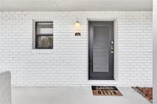 Photo #6: S5138121 Listing