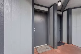 Photo #4: S5138173 Listing