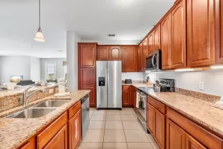 Photo #4: S5138282 Listing 