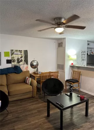 Photo #3: S5138291 Listing 