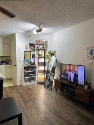 Photo #4: S5138291 Listing 