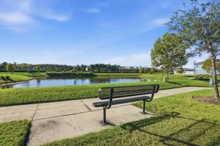 Photo #4: S5138387 Listing 