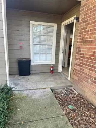 Photo #1: S5138671 Listing