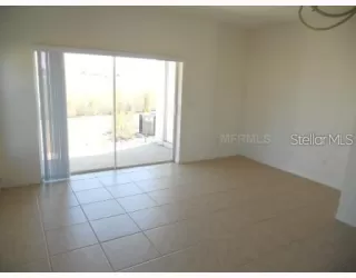 Photo #4: S5138745 Listing 