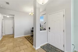 Photo #4: S5138963 Listing