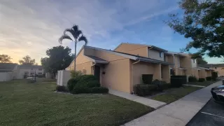 Photo #4: S5139033 Listing