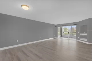 Photo #4: S5139261 Listing 