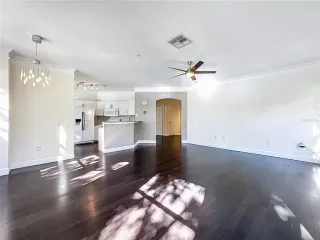 Photo #4: S5139266 Listing