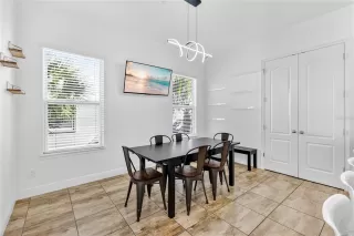 Photo #4: S5139314 Listing