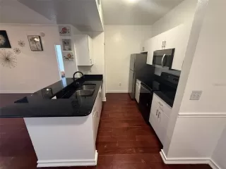 Photo #2: S5139387 Listing