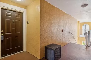 Photo #6: S5139888 Listing 