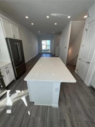 Photo #3: S5140051 Listing