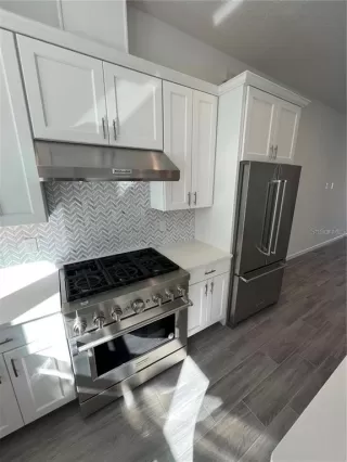 Photo #4: S5140051 Listing